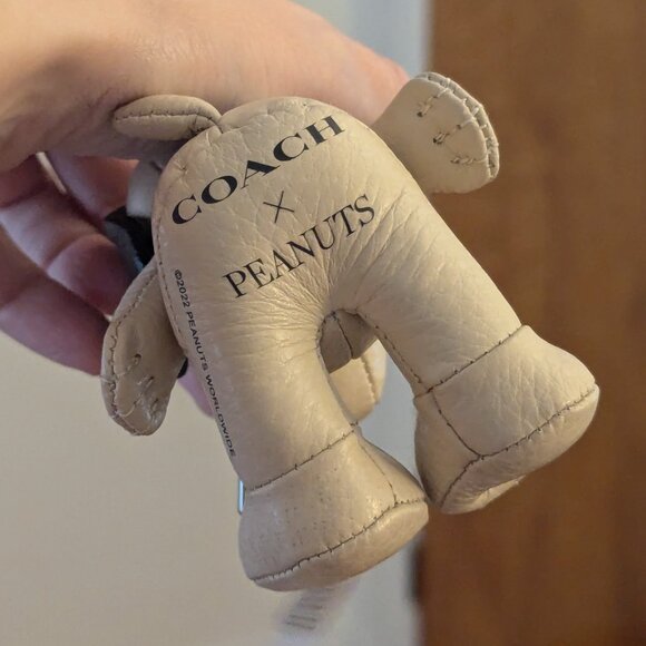Coach x Peanuts Snoopy Limited Edition Charm - Picture 5 of 6